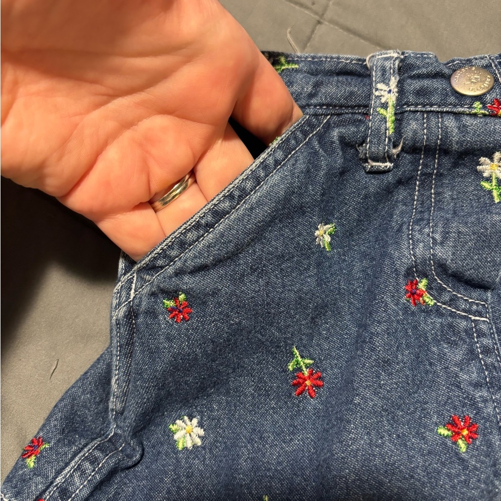 VINTAGE CARTERS Toddlers Embroidered Denim Skirt Size 18M - Picture 7 of 7